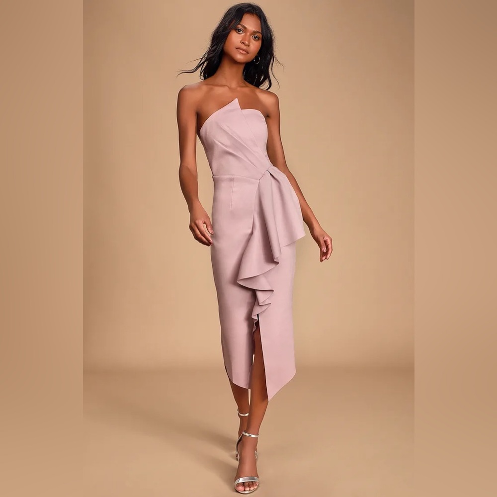 Elliatt Pink Midi Dress